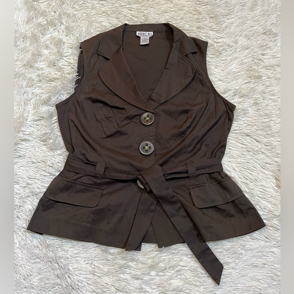🤎💐🍁✨Brown Vest & Floral Skirt Set🤎💐🍁✨